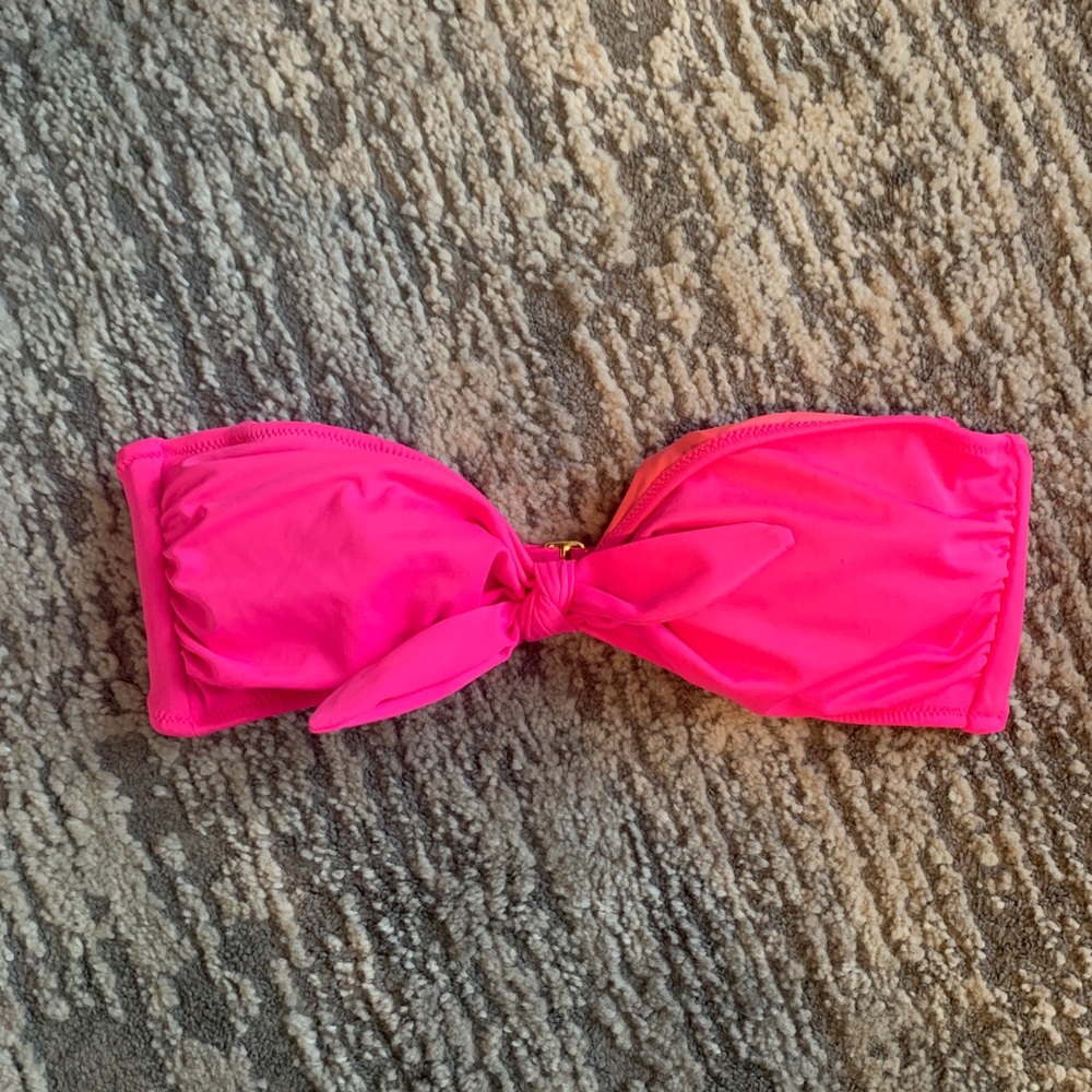 Victoria’s Secret Tie Front Bikini Top M